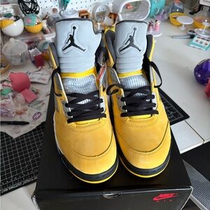 Jordan Retro 5 T25 “Tokyo Yellow”